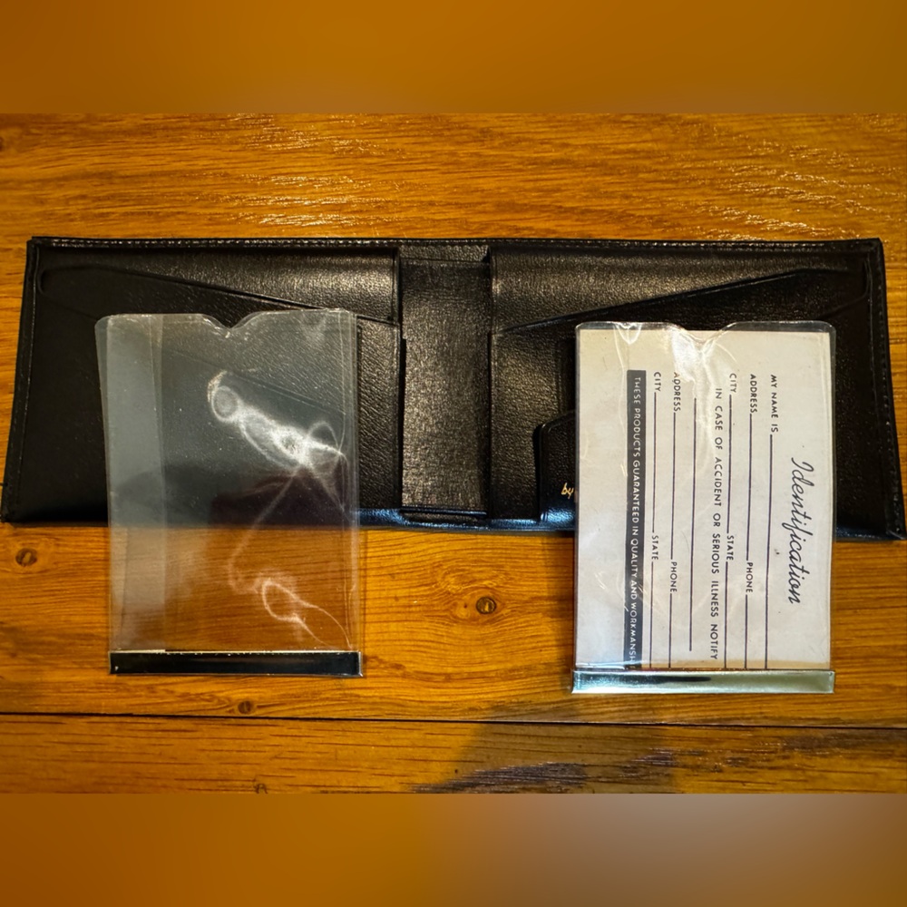 Bosca Hello-Touch Cowhide Bifold Wallet Black Leather. New Minimalist Vintage - Picture 8 of 11